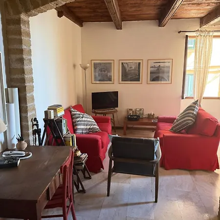 Casa Don Deroma